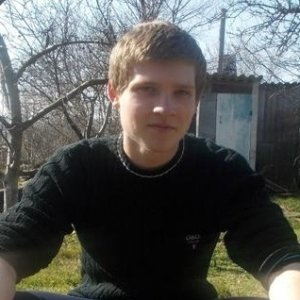 Анатолий , 28 лет